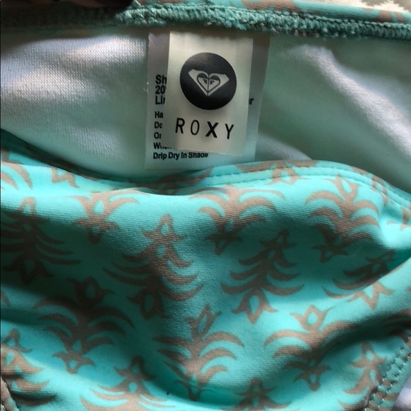 Roxy Bikini! - Picture 6 of 8